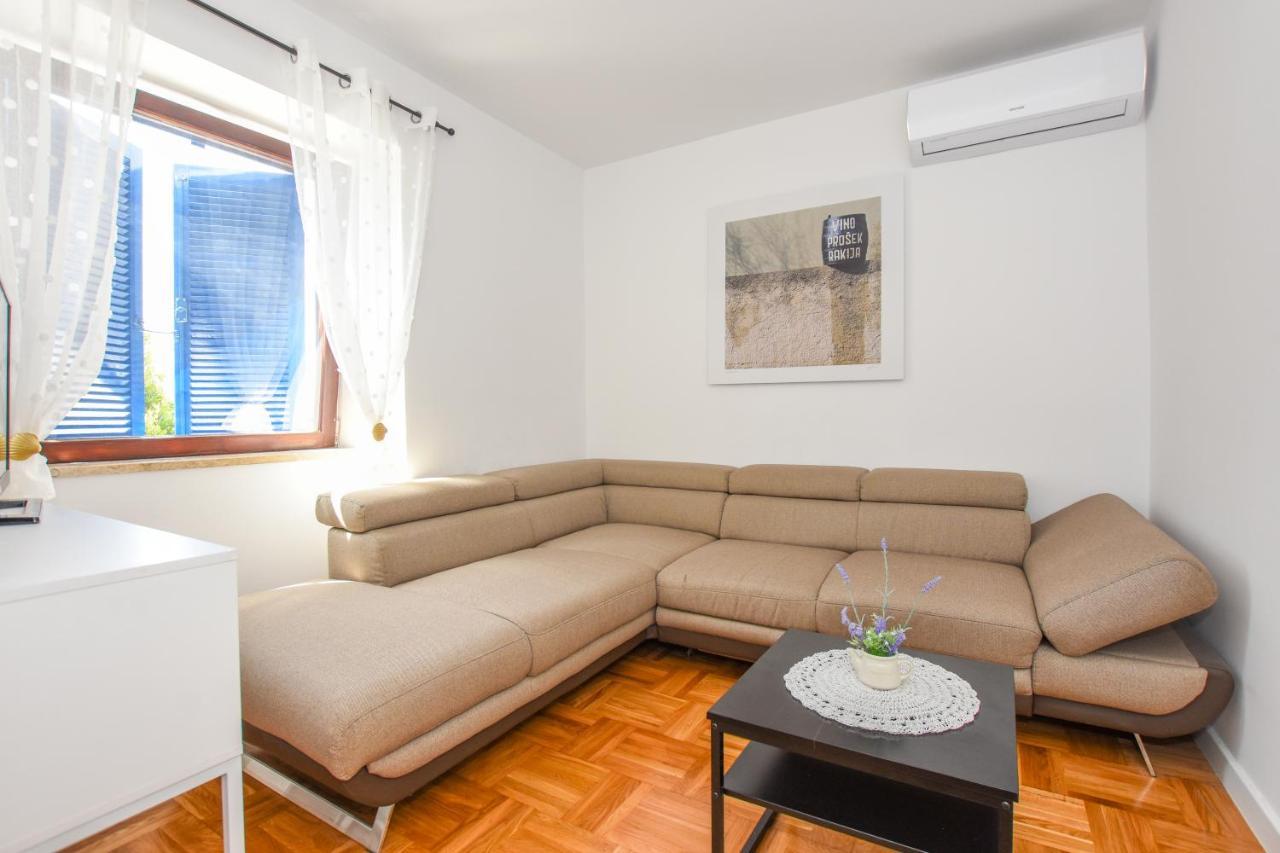 Apartment Sidro パグ エクステリア 写真